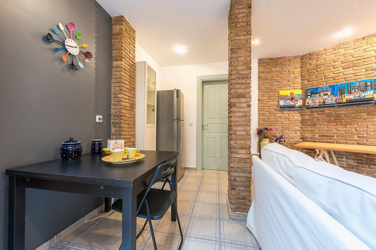 Elegant Kerameikos Apartment By Cloudkeys 雅典 外观 照片